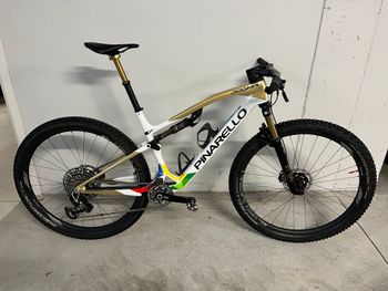 Pinarello, Dogma SRAM XX SL Eagle AXS (T-Type)