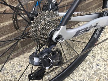 Gebrauchtes BH Bikes Custom 2023 Road & Gravel, Hellgrau — Bild 3 von 9