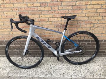 Gebrauchtes BH Bikes Custom 2023 Road & Gravel, Hellgrau — Bild 2 von 9