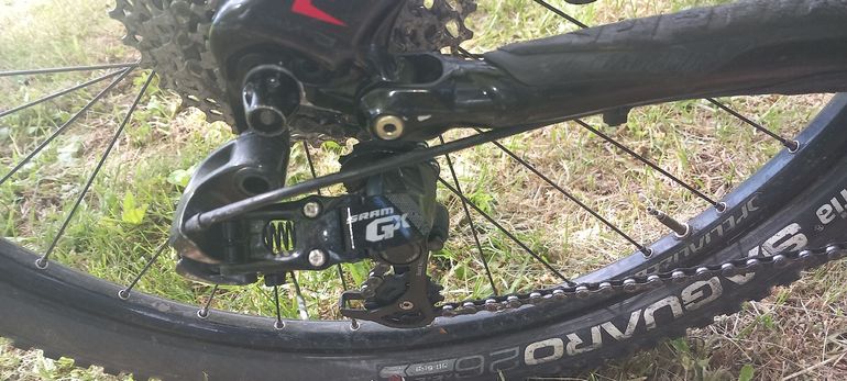 Used Specialized Epic SRAM GX 2011 Mountainbike, Rosso — image 8 of 11