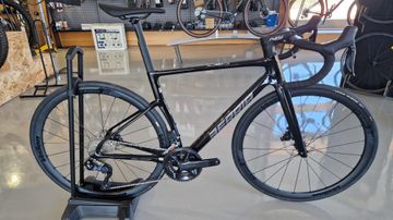 Berria BELADOR PRO 105 DI-2 2025 2025 Road & Gravel usato