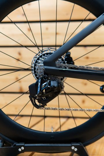 Used BMC Speedmachine 01 TWO 2026 2026 Road & Gravel, Blue — image 5 of 11