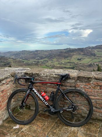 Pinarello, GAN Disk 105 Bike 2019