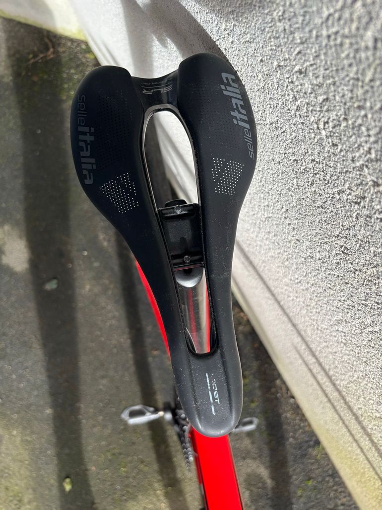 Used BMC TEAMMACHINE SLR02 DISC THREE 2019 2019 Road & Gravel, Red — image 4 of 9