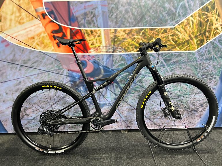 Used Orbea Orbea Oiz M21 2023 Mountainbike — image 1 of 3