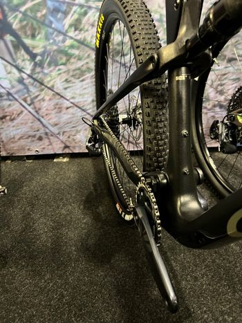 Used Orbea Orbea Oiz M21 2023 Mountainbike — image 2 of 3
