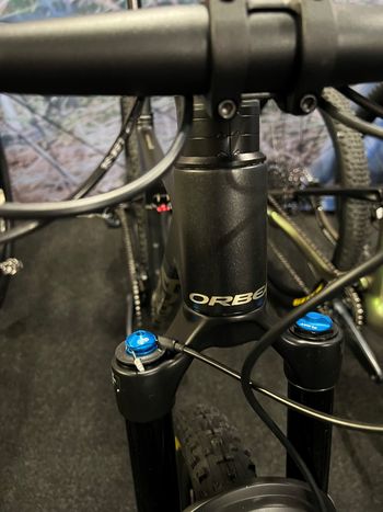 Used Orbea Orbea Oiz M21 2023 Mountainbike — image 3 of 3
