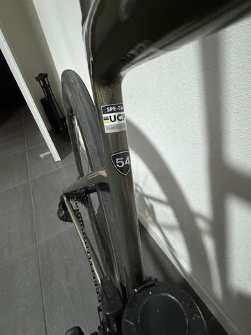 Used Specialized Tarmac SRAM Red eTap AXS 2024 Road & Gravel, Green — image 4 of 15