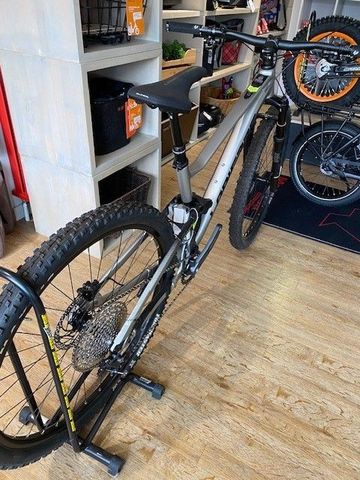 Gebrauchtes Lapierre Zesty TR 3.9 2023 2023 Mountainbike, Hellgrau, 29 — Bild 3 von 3