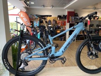 Lapierre, E-Zesty AM LTD 2023