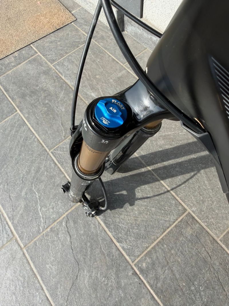 BMC Fourstroke 01 LT | ONE 2022 2022 Mountainbike d'occasion — image 8 sur 12