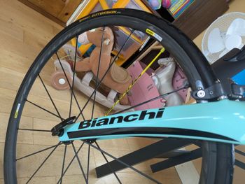 Used Bianchi Oltre Other Shimano 2021 Road & Gravel, Green — image 17 of 35