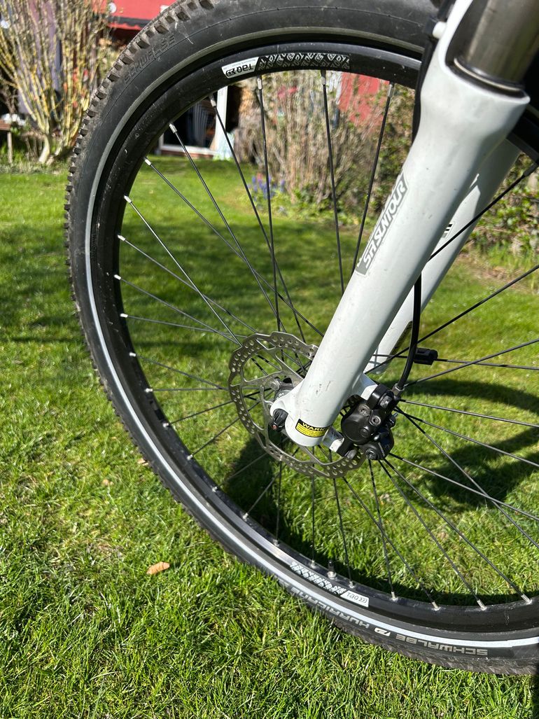 Used Morrison Viper 2015 Mountainbike, White — image 8 of 12