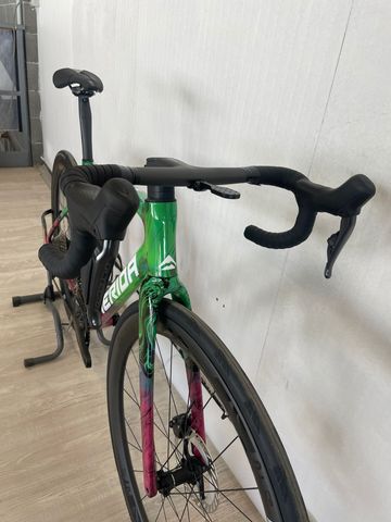 Used Merida Special Edition 2025 Road & Gravel, Green — image 5 of 5