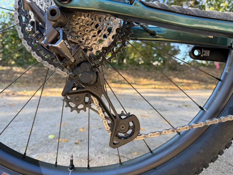 Used Orbea Oiz Shimano Deore XT 2025 Mountainbike, Green — image 5 of 7