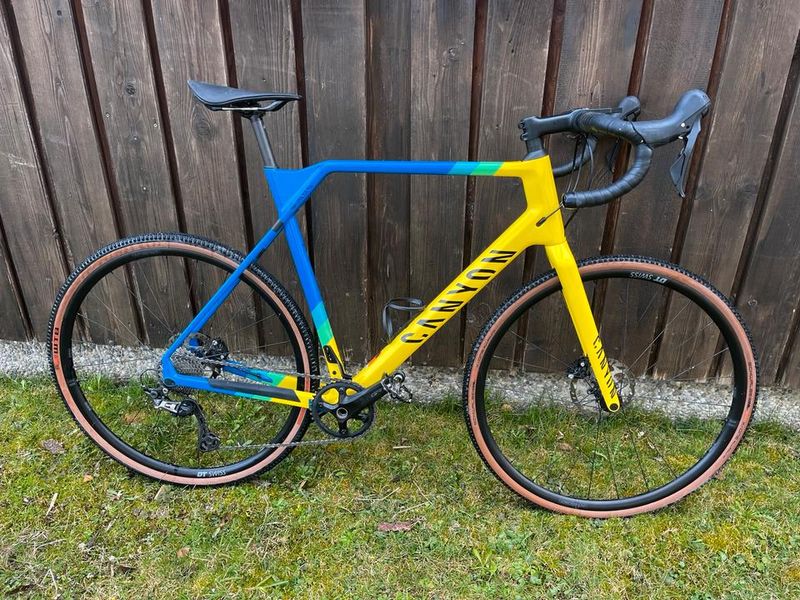 Used Canyon Inflite CF SL 2023 Road & Gravel