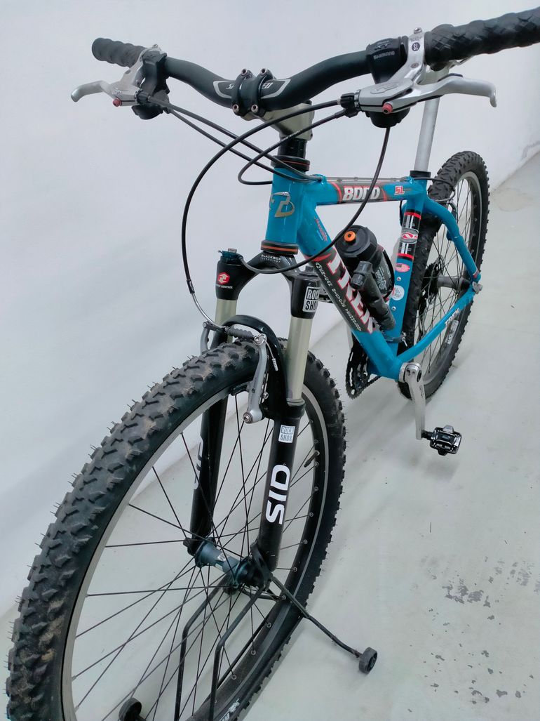 Used Trek 2000 2000 Mountainbike, Blue — image 2 of 5