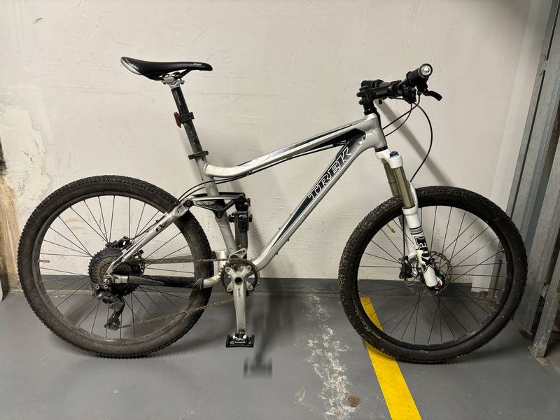 Used Trek Fuel EX 7 2008 2008 Mountainbike, Light Gray, 26 — image 1 of 8