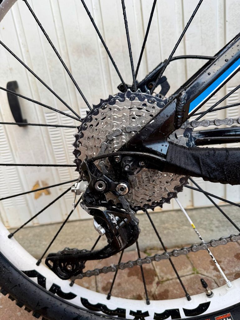 Used Mondraker Foxy Shimano Deore XT 2011 Mountainbike, Blue — image 4 of 9