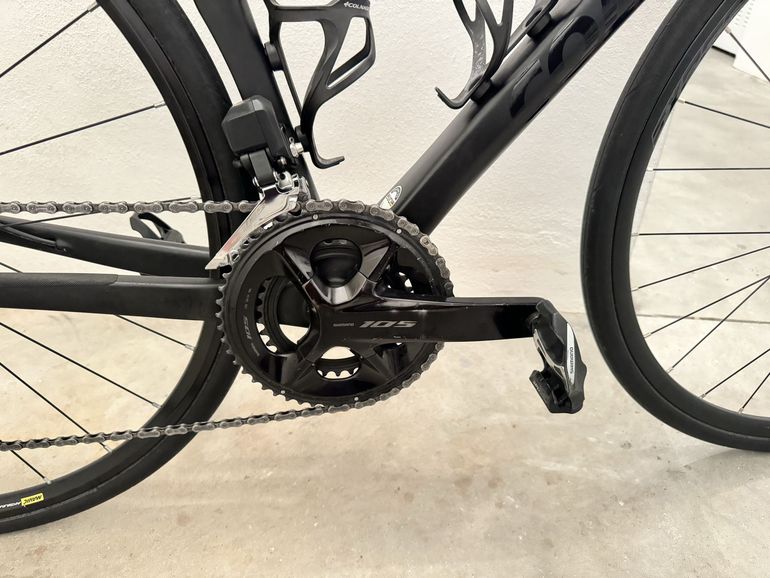 Used Colnago V3 Shimano 105 2024 Road & Gravel, Black — image 16 of 17