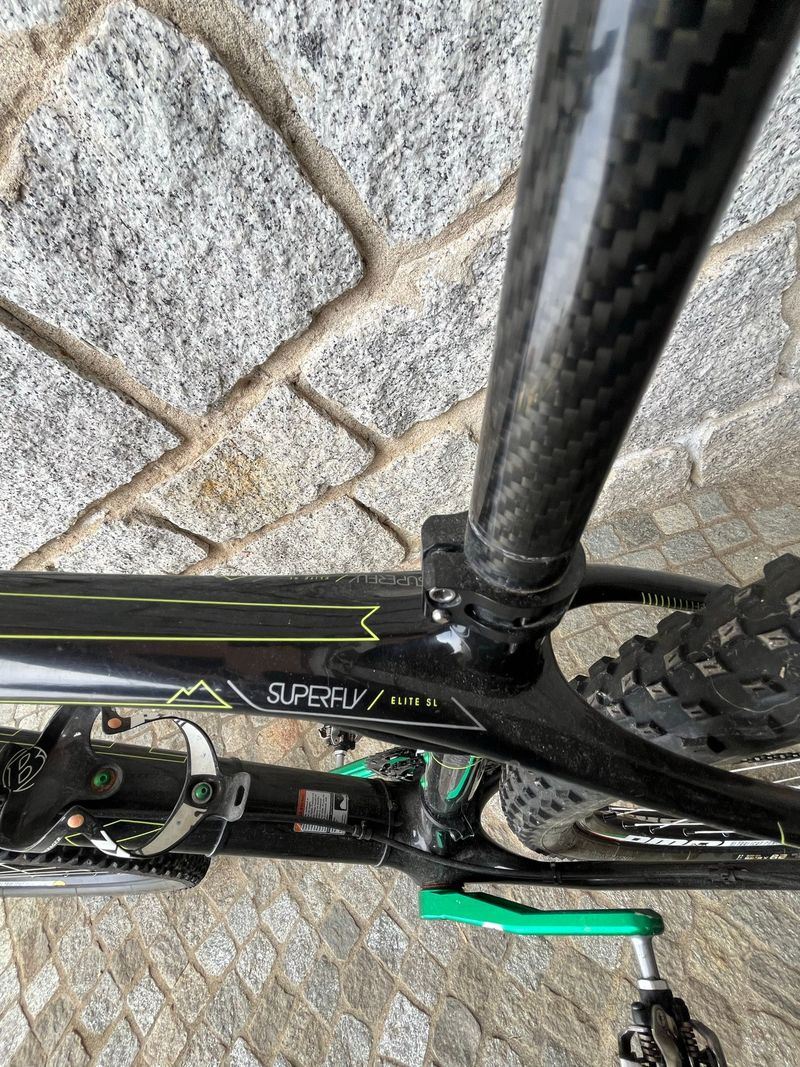 Použité Trek Superfly Elite SL 2013 2013 Mountainbike — obrázek 4 z 5