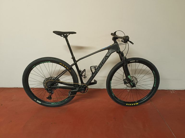 Used Orbea Alma SRAM NX 2021 Mountainbike, Black, 29 — image 1 of 9