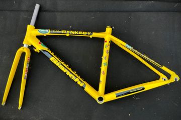 Używany Bianchi Frameset Bianchi Via Nirone Team RYNKEBY Size 46 NEW!!!! Frameset 2013 Road & Gravel