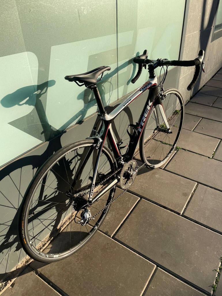 Used Trek Madone SRAM Red 2009 Road & Gravel, White — image 3 of 7