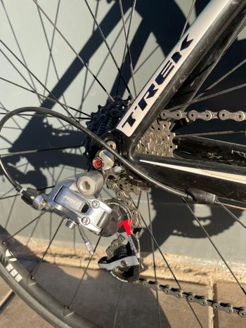 Used Trek Madone SRAM Red 2009 Road & Gravel, White — image 4 of 7