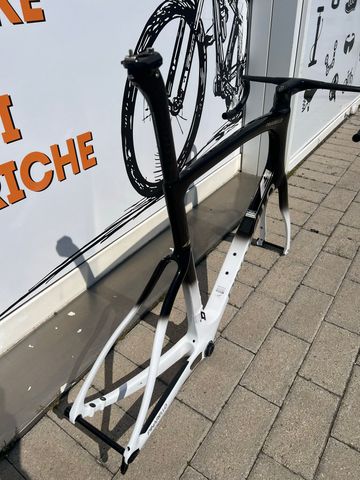 Używany Pinarello F7 ULTEGRA Di2 2025 Frameset 2025 Road & Gravel — zdjęcie 5 z 5