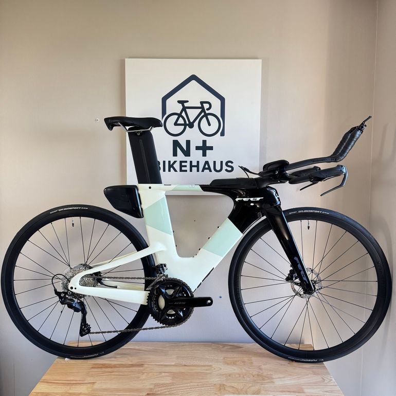 Used Felt IAx Advanced 105 2025 2025 Road & Gravel, Light Gray — image 1 of 16