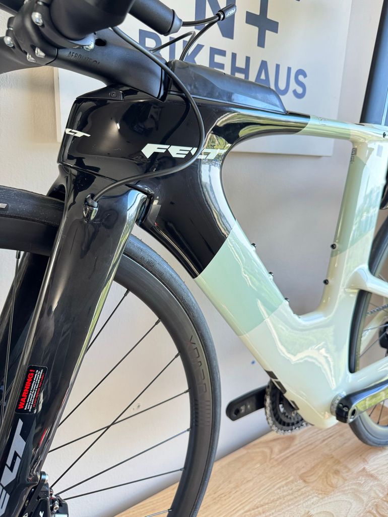 Used Felt IAx Advanced 105 2025 2025 Road & Gravel, Light Gray — image 15 of 16
