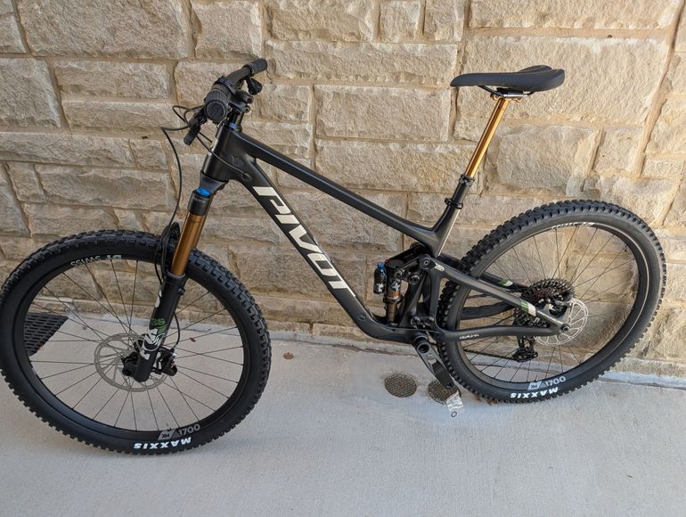 Used Pivot SWITCHBLADE Pro X0 Eagle Transmission 2025 2025 Mountainbike, Black, 29 — image 8 of 8