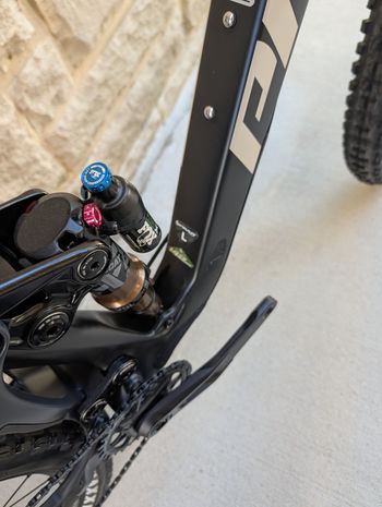 Used Pivot SWITCHBLADE Pro X0 Eagle Transmission 2025 2025 Mountainbike, Black, 29 — image 2 of 8