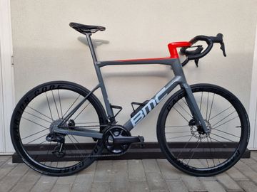 Brugt BMC Teammachine Shimano Ultegra Di2 (12 Speed) 2022 Road & Gravel — billede 1 af 6