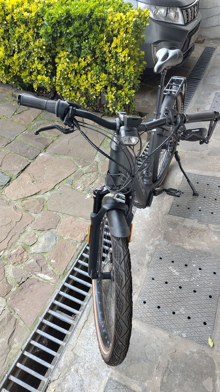 Used Trek Allant 2023 Urban, Black — image 6 of 7
