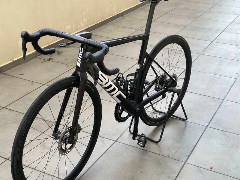 BMC Teammachine SLR01 ONE P2P 2022 Frameset 2022 Road & Gravel usato, Nero — immagine 2 di 5