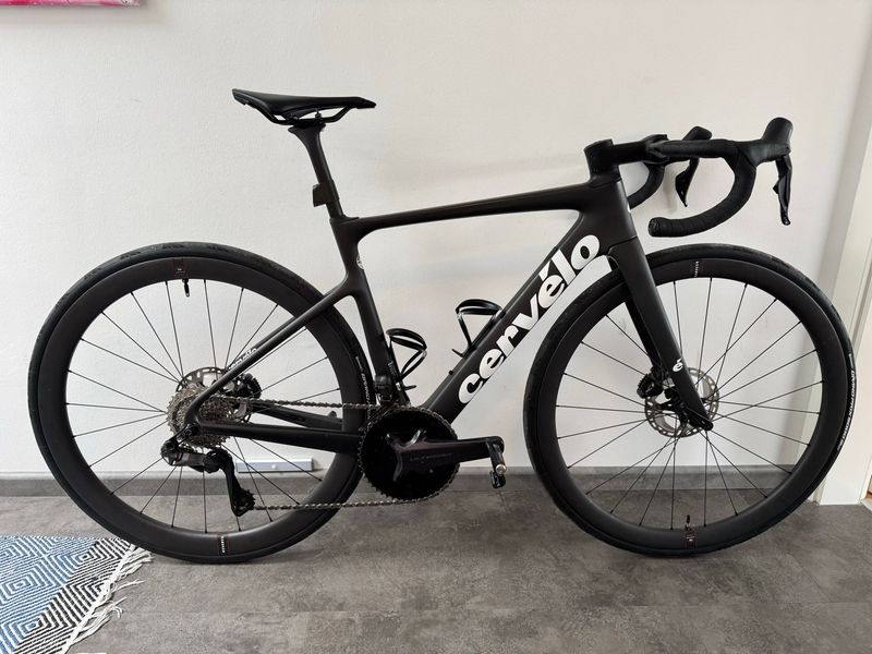 Used Cervélo Caledonia-5 Shimano Ultegra Di2 2022 Road & Gravel