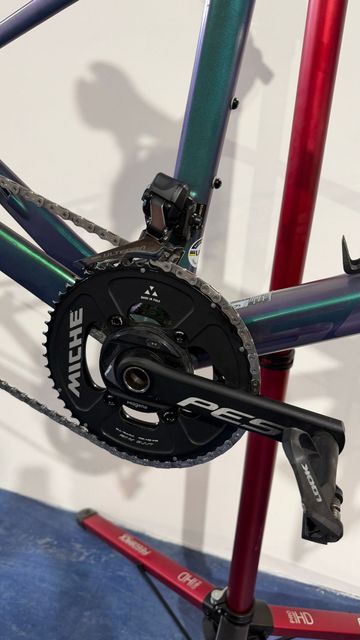 Gebrauchtes Scott Addict RC 30 prism 2021 Frameset 2021 Road & Gravel, Grün — Bild 2 von 5
