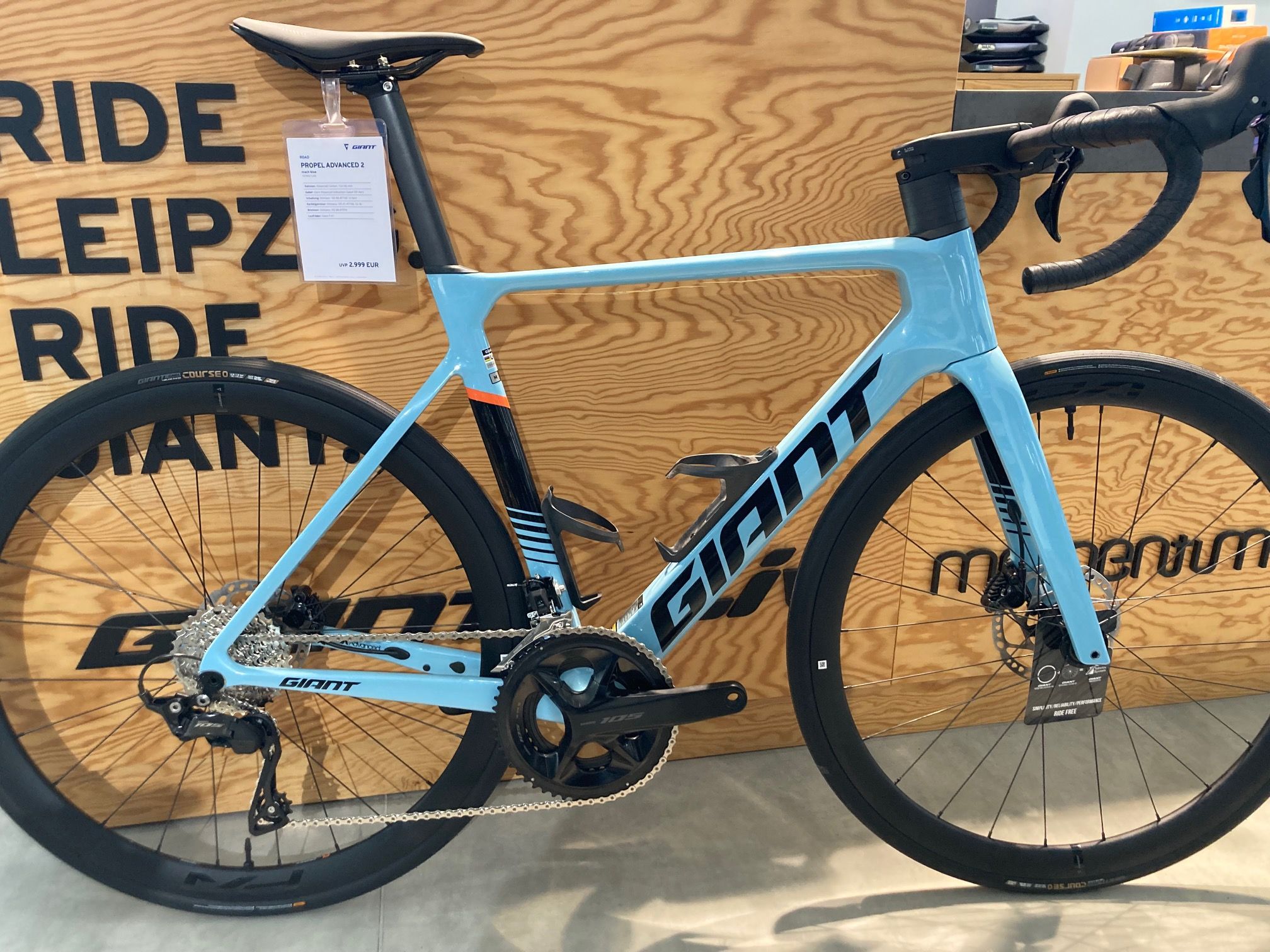 yukiGIANT PROPEL ADVANCED 2 df62bcb8-0f74-4ef5-b66f-