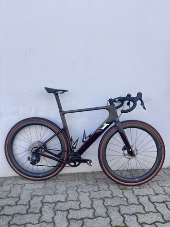 3T, Exploro Racemax SRAM Rival