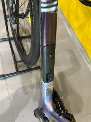 Gebrauchtes Bianchi Infinito Shimano Ultegra Di2 2027 Road & Gravel, Hellgrau — Bild 8 von 8