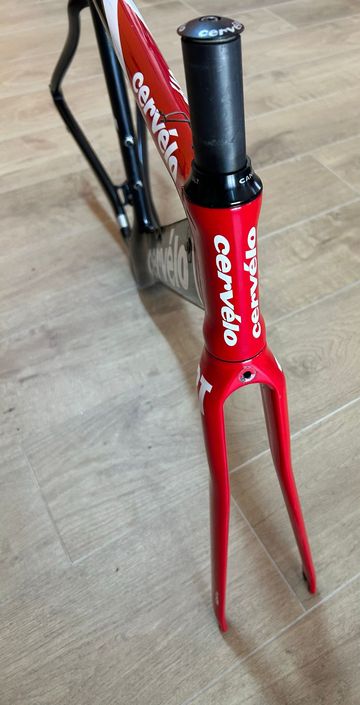 Used Cervélo S2 2010 Frameset 2010 Road & Gravel, Red — image 4 of 5