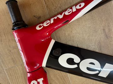 Used Cervélo S2 2010 Frameset 2010 Road & Gravel, Red — image 3 of 5