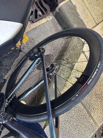 Używany Giant Propel Advanced 1 2025 2025 Road & Gravel — zdjęcie 4 z 5
