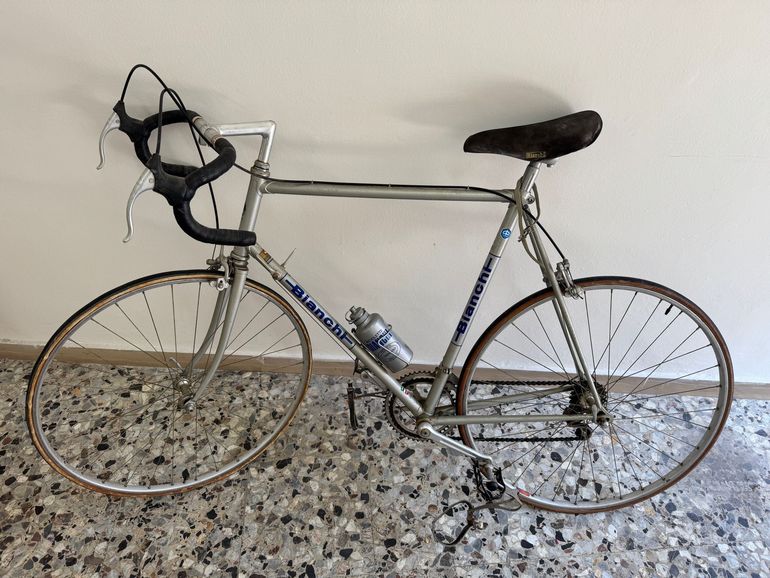 Used Bianchi Rekord Campagnolo Record 1982 Road & Gravel, Light Gray — image 2 of 8
