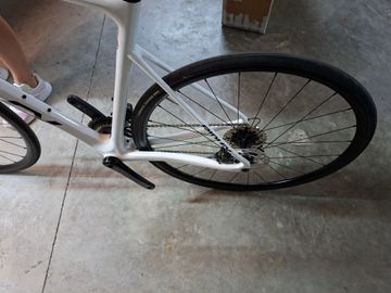 Used Ridley Fenix Shimano 105 Di2 2025 Road & Gravel, White — image 6 of 10