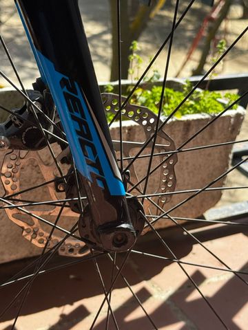 Used Merida REACTO DISC 4000 2020 2020 Road & Gravel, Black — image 2 of 12