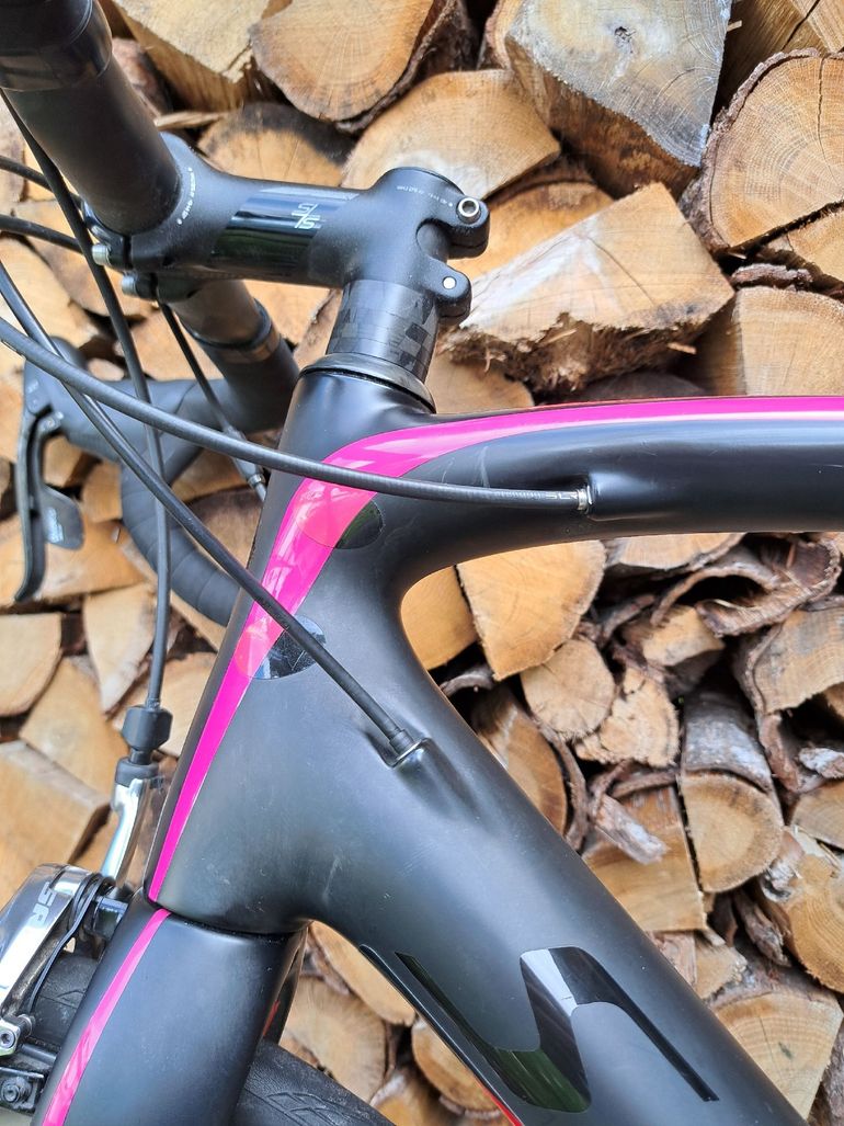 Used Specialized Amira SRAM Red 2015 Road & Gravel, Schwarz — image 12 of 14