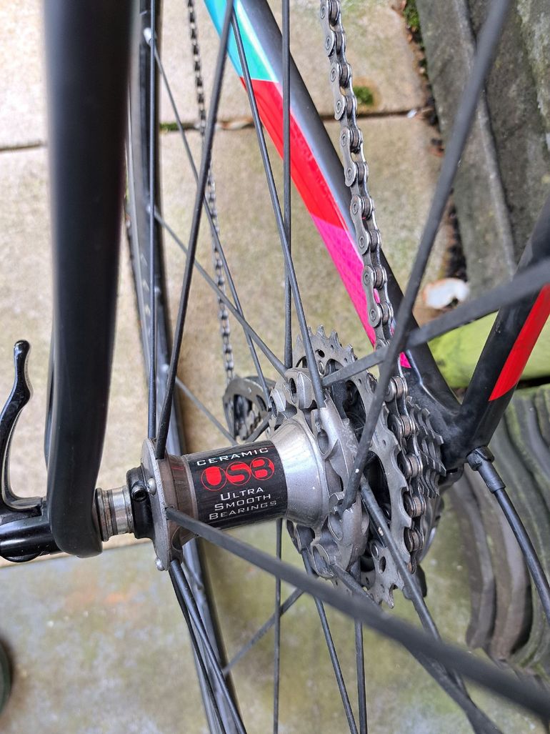 Used Specialized Amira SRAM Red 2015 Road & Gravel, Schwarz — image 9 of 14